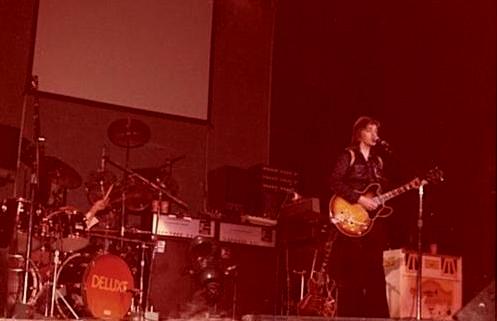 BeBopDeluxeTheTubes1976-04-24CalderoneTheaterHEMPsteadNY (6).jpg